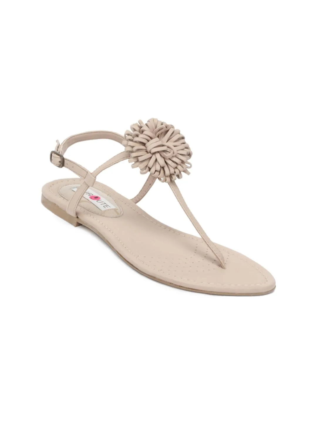 Enroute Women Beige Flats